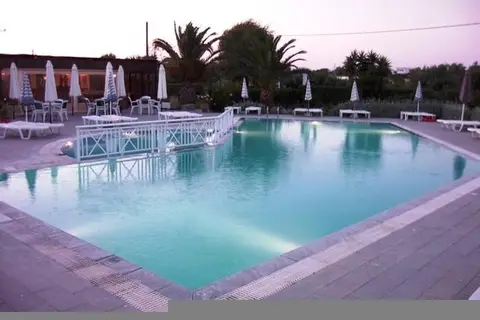 Alkmini in Theologos