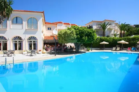 Princess Art Hotel in Μηνιά — foto 18