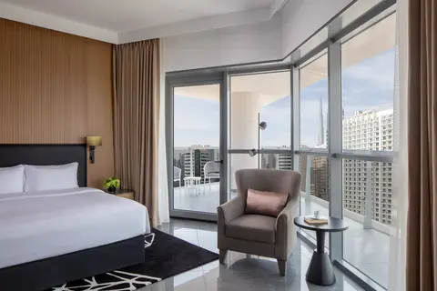 The First Collection Dubai Business Bay in Dubai — foto 24