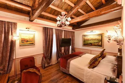 Hotel Monaco & Grand Canal in Venetië — foto 30