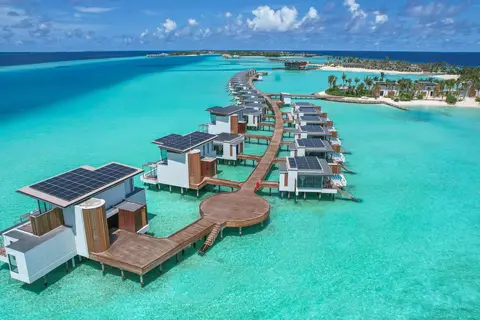 SO/ Maldives in Male' — foto 2