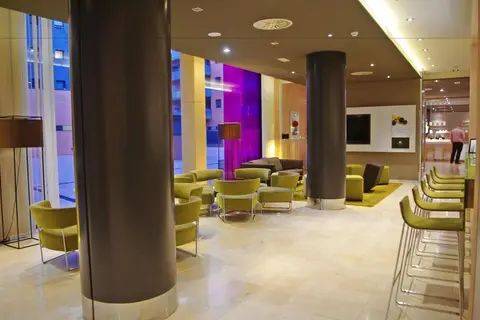 DoubleTree by Hilton Hotel Girona in Gerona — foto 16