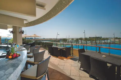 Bab Al Qasr in Abu Dhabi — foto 3