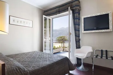 Reginna Palace in Maiori — foto 3