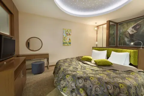 Ramada by Wyndham Podgorica in Podgorica — foto 28