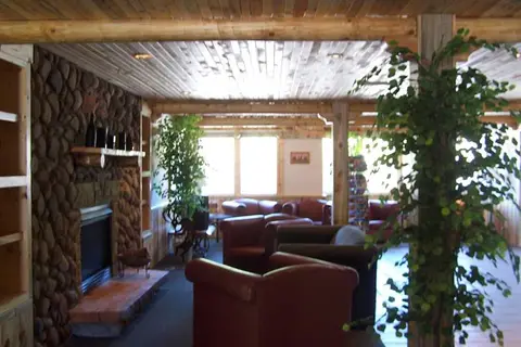 River Canyon Lodge in Arches National Park