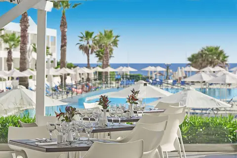 Sandy Beach & Villas in Δήμος Γεωργίου Καραϊσκάκη — foto 17