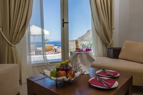 Antinea Suites & Spa Hotel in Δημοτική Ενότητα Θήρας — foto 23