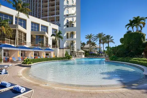 Naples Grande Beach Resort in Naples, foto 6