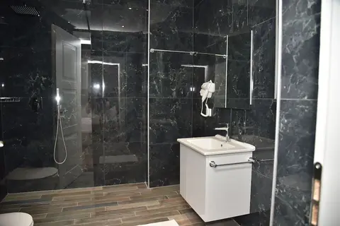 Hotel Lubjana in Durres — foto 22
