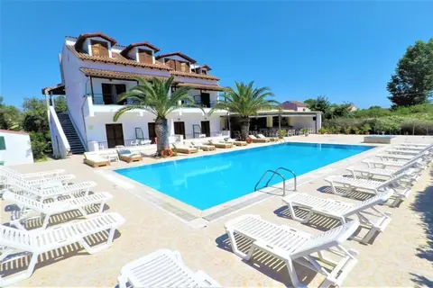 Captain's Studios & Apartments in Δημοτική Ενότητα Λευκιμμαίων — foto 4