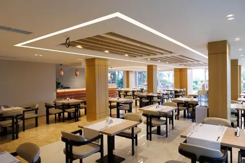 Fafa Beach Hotel in Golem — foto 23