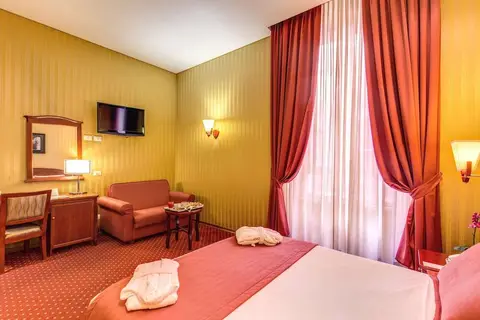Augusta Lucilla Palace in Rome, foto 4