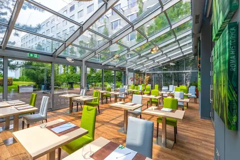 Holiday Inn Prague Congress Centre in Praag, foto 5