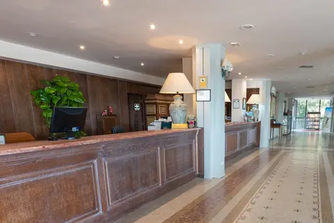 Hotel Termes Montbrio in Montbrió Del Camp — foto 3