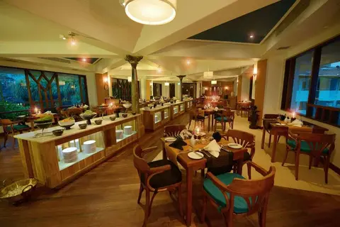 Tangerine Beach Hotel in Waskaduwa — foto 4