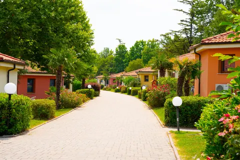 Camping Bella Italia in Peschiera del Garda — foto 22