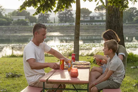 Aux Rives Du Soleil in Pont-de-Vaux — foto 15