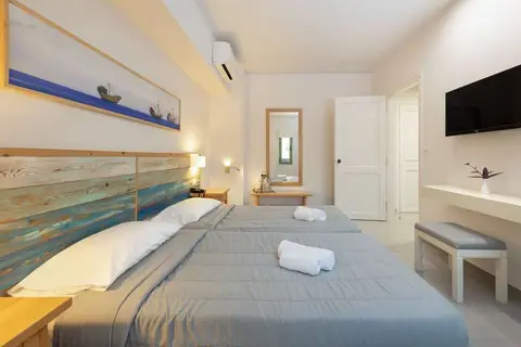 Erato Beach Hotel in Πλατανιάς — foto 14