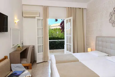 Nefeli Hotel in Korfu — foto 7