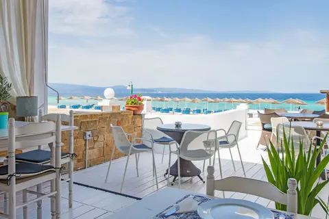 Antigoni Beach Resort in Όρμος Παναγίας — foto 14