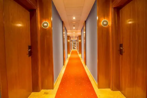 Hotel Silvota in Llanera — foto 23