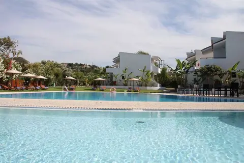 Hotel Vallian Village in Theologos