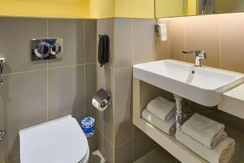 Ibis Styles Dubai Deira in Dubai — foto 21