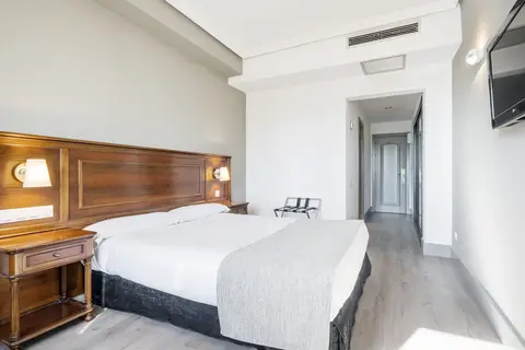 Hotel ILUNION Las Lomas in Merida — foto 16