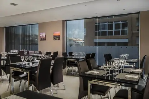 Exe Cunit Suites & Spa in el Vendrell