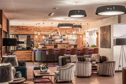 Hotel Adapura in Sport-center Rudi Huber — foto 22