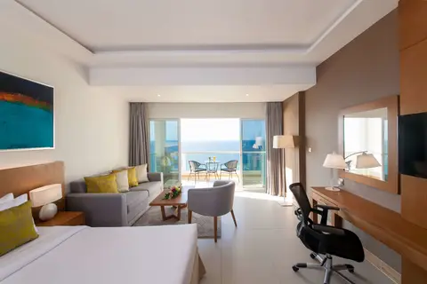 Ramada by Wyndham Beach Hotel Ajman in إمارة عجمان — foto 20
