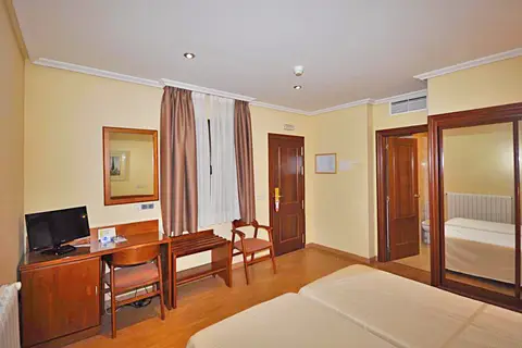 Hotel Acueducto in Segovia — foto 29