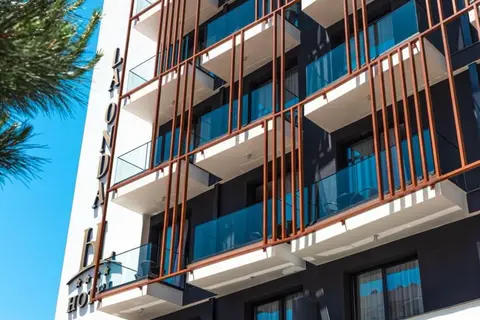 La Onda Hotel in Durres