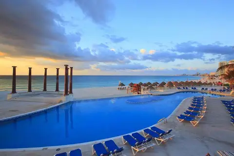 Krystal Cancun in Cancún — foto 2