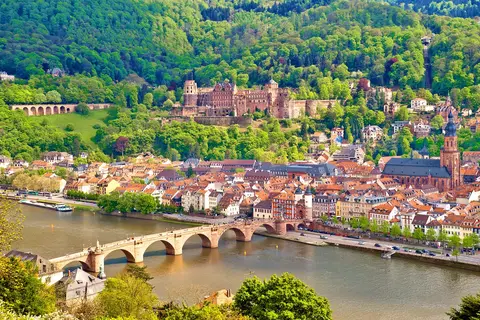 Over de Rijn naar Mannheim 'Heidelberg aan de Neckar' in Rijn