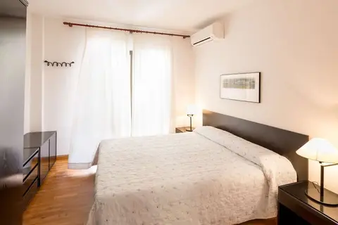 Aparthotel Bertran in Barcelona — foto 4