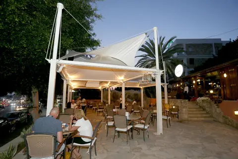 Dionysos Central Hotel in Paphos — foto 30