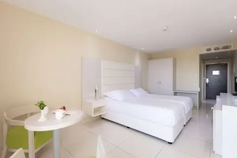 Tasia Maris Beach Hotel in Αγία Νάπα — foto 20