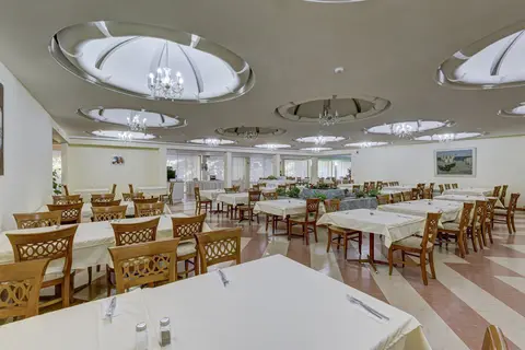 Hotel Shipka in СПА център Ривиера Бийч — foto 17
