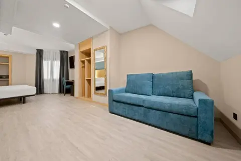 Hotel Zentral Ramiro I in Oviedo — foto 17