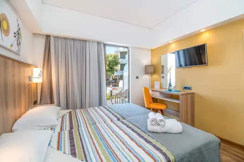 Sunny Days Hotel & Resort in Ιαλυσός — foto 28