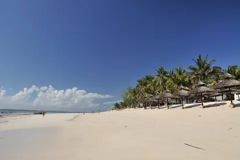 Southern Palms Beach Resort in Ukunda — foto 16