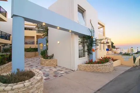 Radamanthy's Apartments in Σφακάκι — foto 10