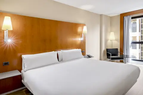 B&B HOTEL Zaragoza Los Enlaces Estación in Zaragoza, foto 17