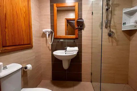 Gillieru Harbour Hotel in San Pawl il-Baħar — foto 15