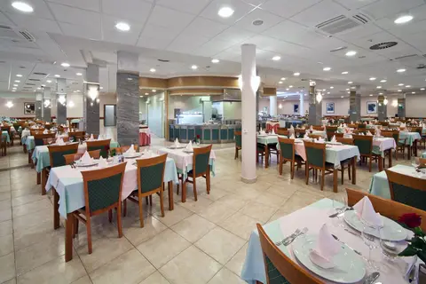 Bluesun Holiday Village Afrodita in Tucepi — foto 14