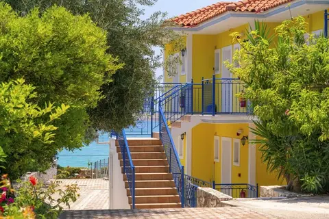 Milos Studios in Λουρδάτα — foto 2