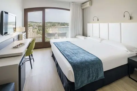 Hotel Ilunion Caleta Park in Sant Feliu de Guíxols — foto 5