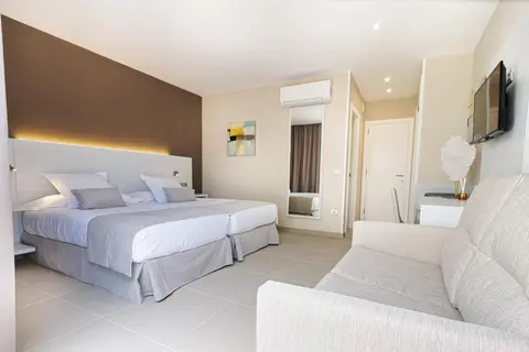 Sanom Beach Resort in San Bartolomé de Tirajana — foto 11